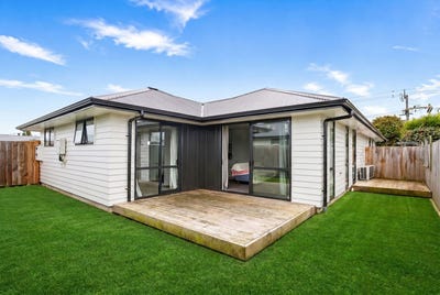 /international/nz/28-powells-road-fairview-downs-hamilton-city-380066124455/