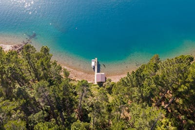 /international/nz/lot-1-2-ahitarakihi-bay-queen-charlotte-sound-marlborough-380066106052/