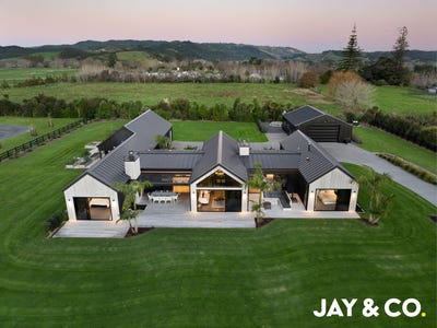 /international/nz/5-rossbern-lane-clevedon-manukau-city-380066091661/