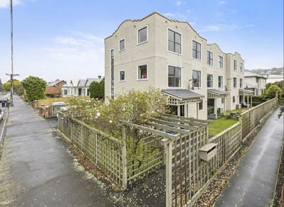 /international/nz/540-a-b-and-c-leith-street-north-dunedin-west-coast-380066114239/