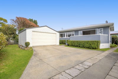 /international/nz/74-queen-road-bellevue-tauranga-380066103593/