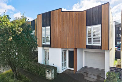 /international/nz/4-catalina-bay-drive-hobsonville-waitakere-city-380066175634/
