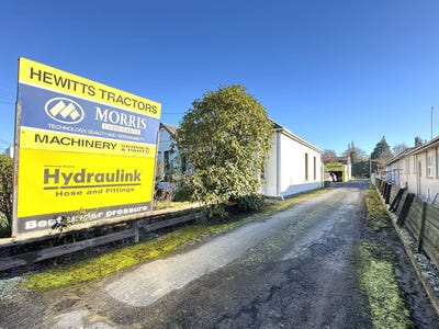 /international/nz/118-clyde-street-balclutha-clutha-380066144689/