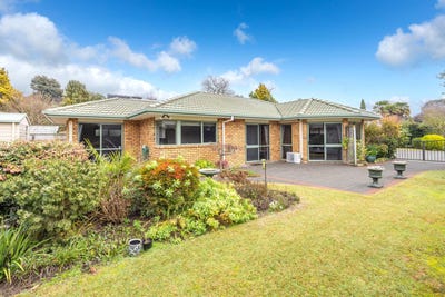 /international/nz/12-fairburn-place-leamington-waipa-380066170140/