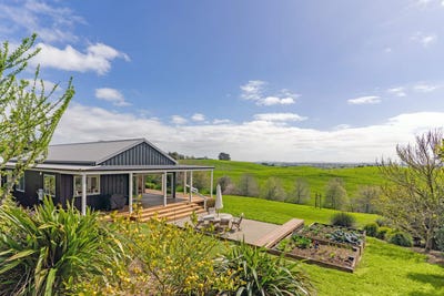 /international/nz/karaka-wellington-city-380066122003/