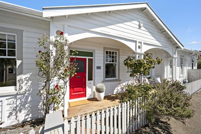 /international/nz/123-nelson-street-petone-lower-hutt-city-380066108221/