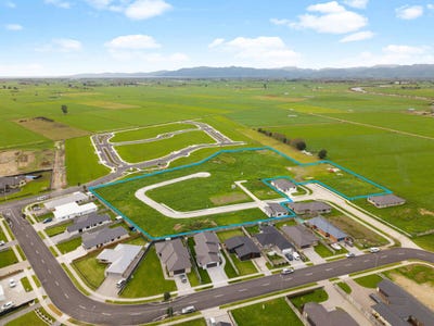/international/nz/8-mcwatters-drive-ngatea-hauraki-380066147131/