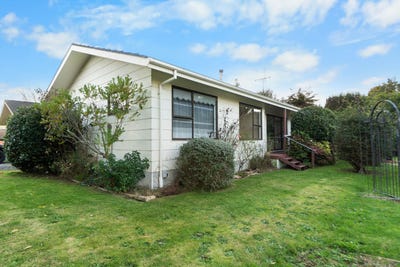 /international/nz/3-radiata-street-fairview-downs-hamilton-city-380066096577/