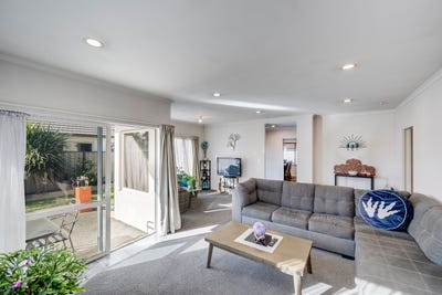 /international/nz/park-lane-greenmeadows-napier-city-380066089527/