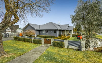 /international/nz/18-park-avenue-oxford-waimakariri-380066172255/
