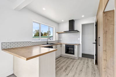 /international/nz/9-grey-street-motueka-tasman-380066174708/