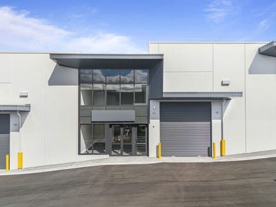 /international/nz/11-triton-drive-albany-north-shore-city-380066149451/