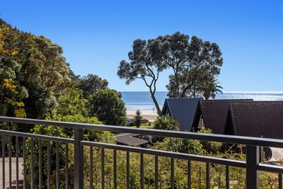 /international/nz/ohope-whakatane-380066117436/