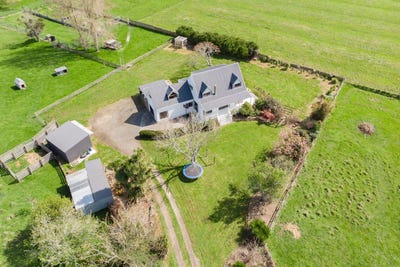 /international/nz/784-hauraki-road-turua-hauraki-380066093317/