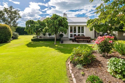 /international/nz/357-hook-school-road-makikihi-waimate-380066086884/