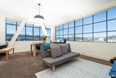 /international/nz/125-thorndon-quay-thorndon-wellington-city-380066183734/