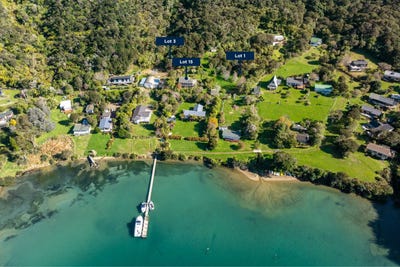 /international/nz/queen-charlotte-sound-marlborough-380066121330/