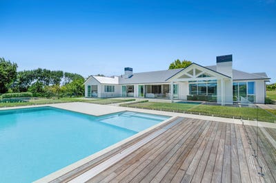 /international/nz/62-escott-road-dairy-flat-rodney-380066179647/