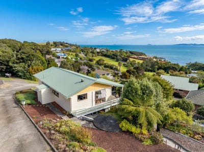 /international/nz/22-bay-view-road-coopers-beach-far-north-380066093803/