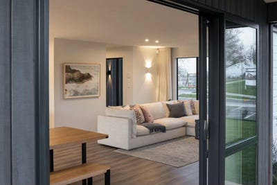 /international/nz/1-pa-tuna-lane-hurdon-taranaki-380066108867/