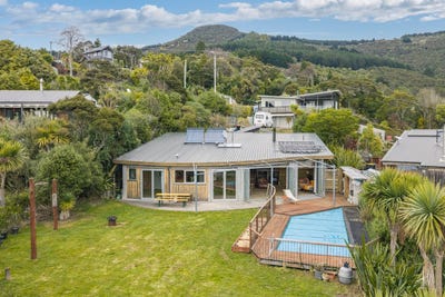 /international/nz/31-bradley-road-port-chalmers-dunedin-city-380066184289/