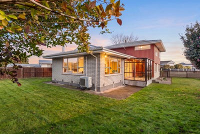 /international/nz/52-gladson-avenue-upper-riccarton-christchurch-city-380066168640/