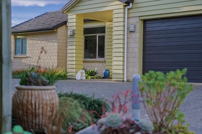 /international/nz/16-ludlam-way-otaki-kapiti-coast-380066114056/