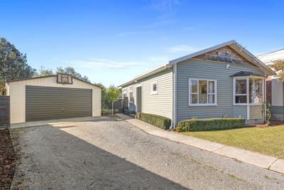 /international/nz/47-dickens-street-addington-christchurch-city-380066181153/