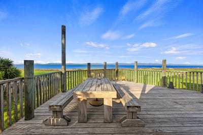 /international/nz/1620-east-coast-road-kaiaua-franklin-380066124478/