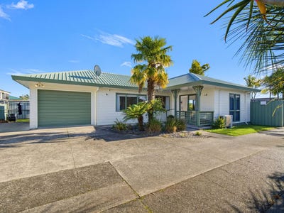 /international/nz/whakatane-bay-of-plenty-380066117143/
