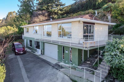 /international/nz/oamaru-waitaki-380066092522/