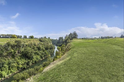 /international/nz/karapiro-waipa-380066106702/