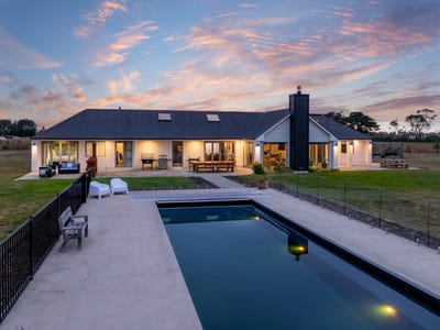 /international/nz/20-britton-avenue-greytown-south-wairarapa-380066110262/