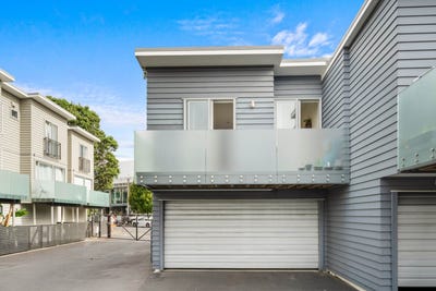 /international/nz/32-edwin-street-mount-eden-auckland-city-380066086543/