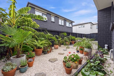 /international/nz/7-holland-avenue-point-england-auckland-city-380066174373/