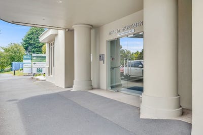 /international/nz/hamilton-central-hamilton-city-380066097160/