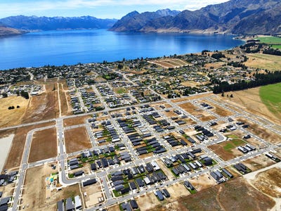 /international/nz/lake-hawea-wanaka-380066115653/