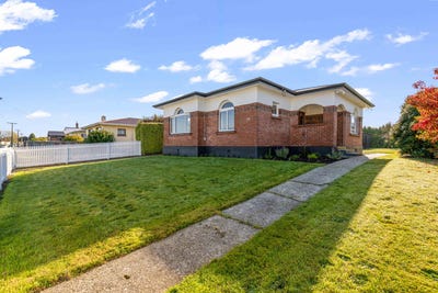 /international/nz/scott-street-mataura-gore-380066093131/