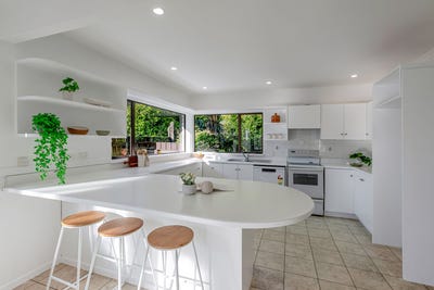 /international/nz/16-huia-street-waikanae-kapiti-coast-380066101458/