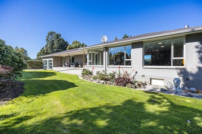 /international/nz/244-factory-road-mosgiel-dunedin-city-380066097176/
