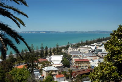 /international/nz/2-thackeray-street-napier-central-napier-city-380066170597/