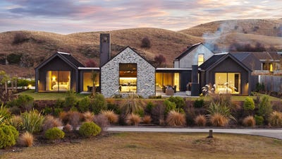 /international/nz/1-de-la-perrelle-lane-arrowtown-queenstown-380066095875/