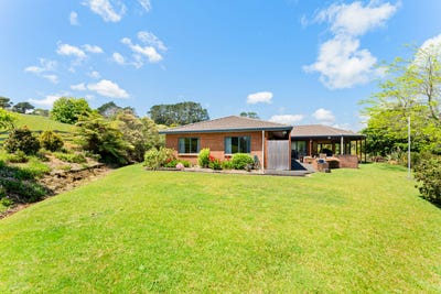 /international/nz/103-awa-road-kumeu-rodney-380066091894/