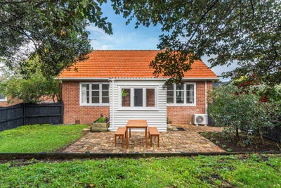 /international/nz/567-mount-albert-road-royal-oak-auckland-city-380066109360/
