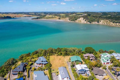 /international/nz/62-kestrel-heights-arkles-bay-rodney-380066121517/