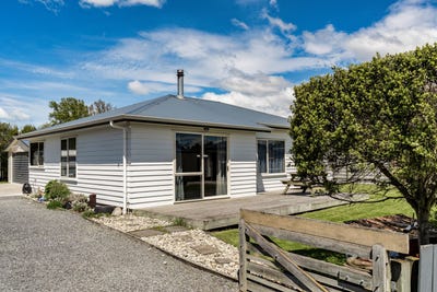 /international/nz/75-ajax-street-milton-clutha-380066091760/