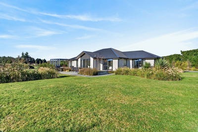 /international/nz/20-walford-way-darfield-selwyn-380066170475/