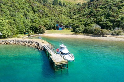 /international/nz/woodlands-pipitea-bay-pelorus-sound-marlborough-sounds-marlborough-380066082389/