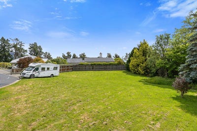 /international/nz/east-taieri-dunedin-city-380066103342/