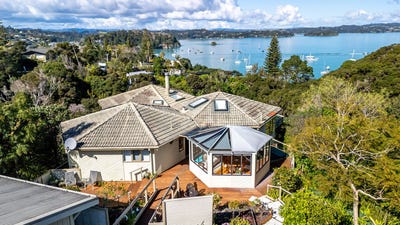 /international/nz/24-titore-way-russell-far-north-380066102302/